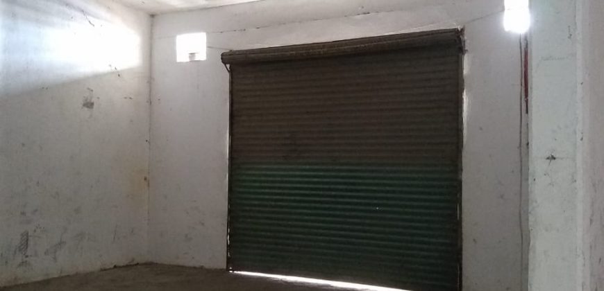 Bodega con área de oficina en Prol. Diaz Mirón