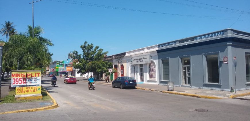 Local Diaz Mirón Centro